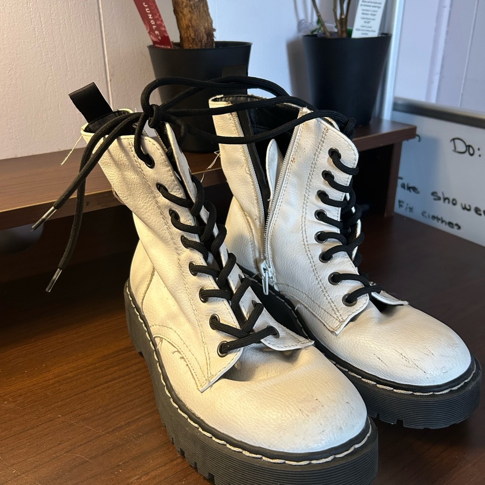 H&M White Platform Combat Boots with Chunky Lug Soles